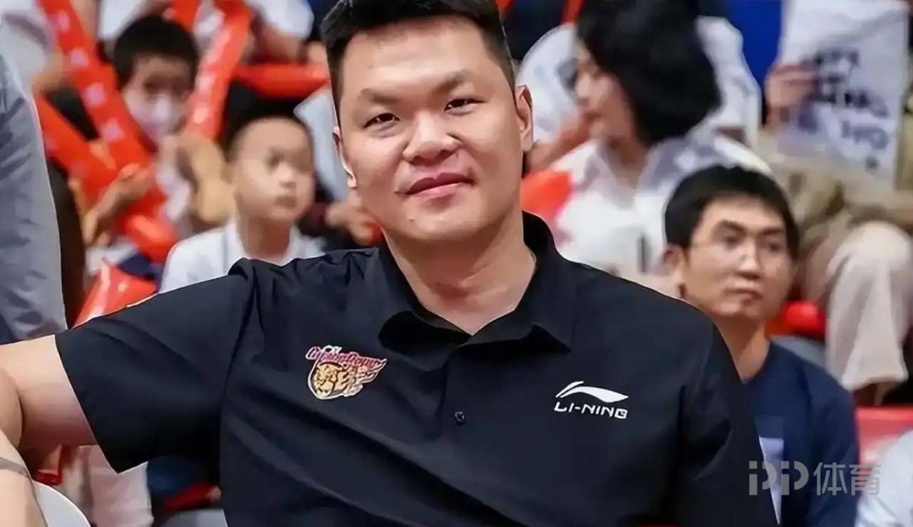 朱芳雨笑谈哈登加盟广东热梗：这个事可以聊